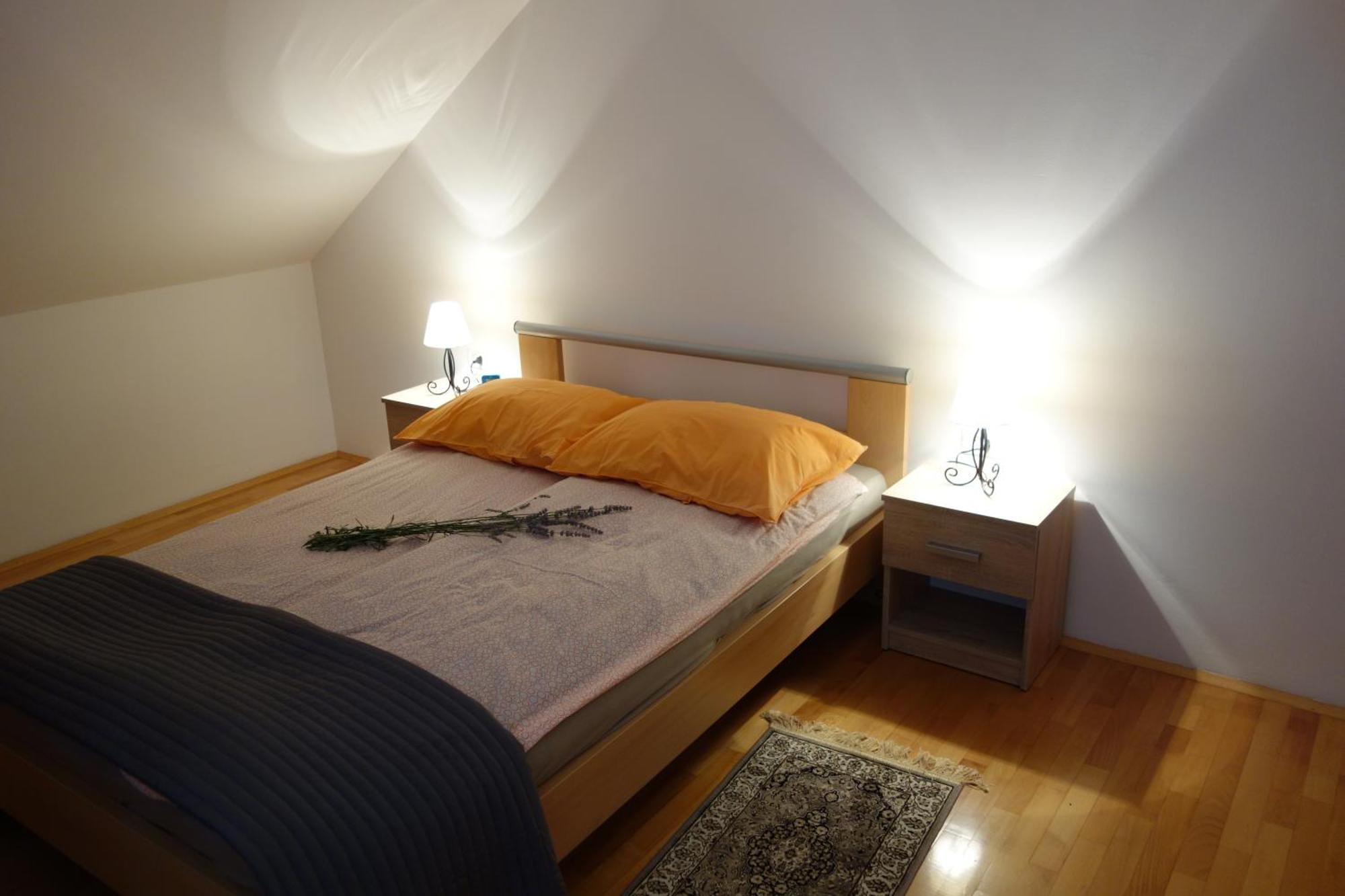 Apartment Beks Postojna Buitenkant foto