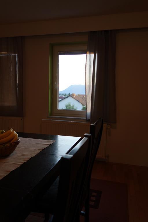 Apartment Beks Postojna Buitenkant foto