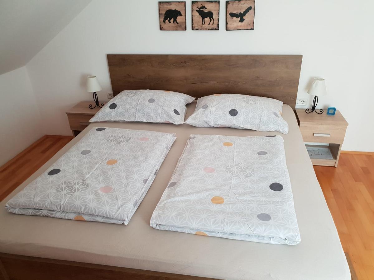 Apartment Beks Postojna Buitenkant foto